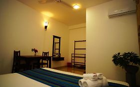 Airport 4 Season Transit Hotel